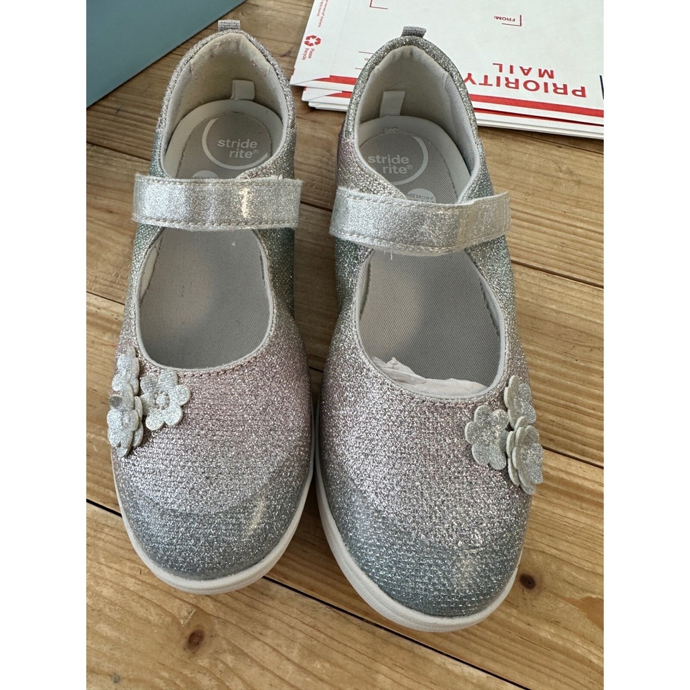 Stride Rite Holly Adapt Glitter Mary Janes Flower Accent Shoes 3XW